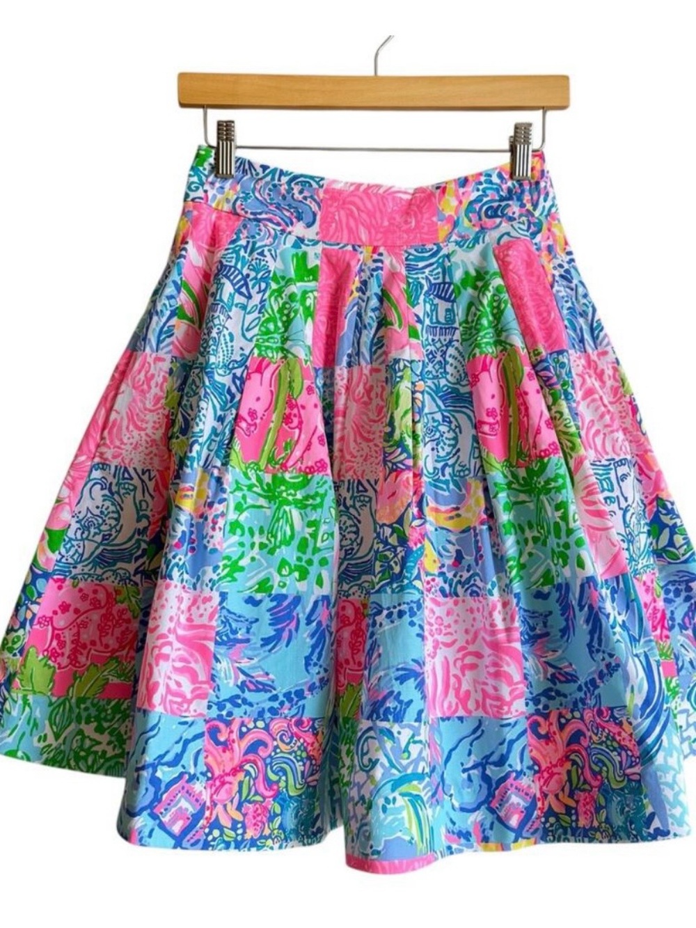 Lilly Pulitzer Pink Blue Green Multi-Color Navia Set - Picture 2 of 3
